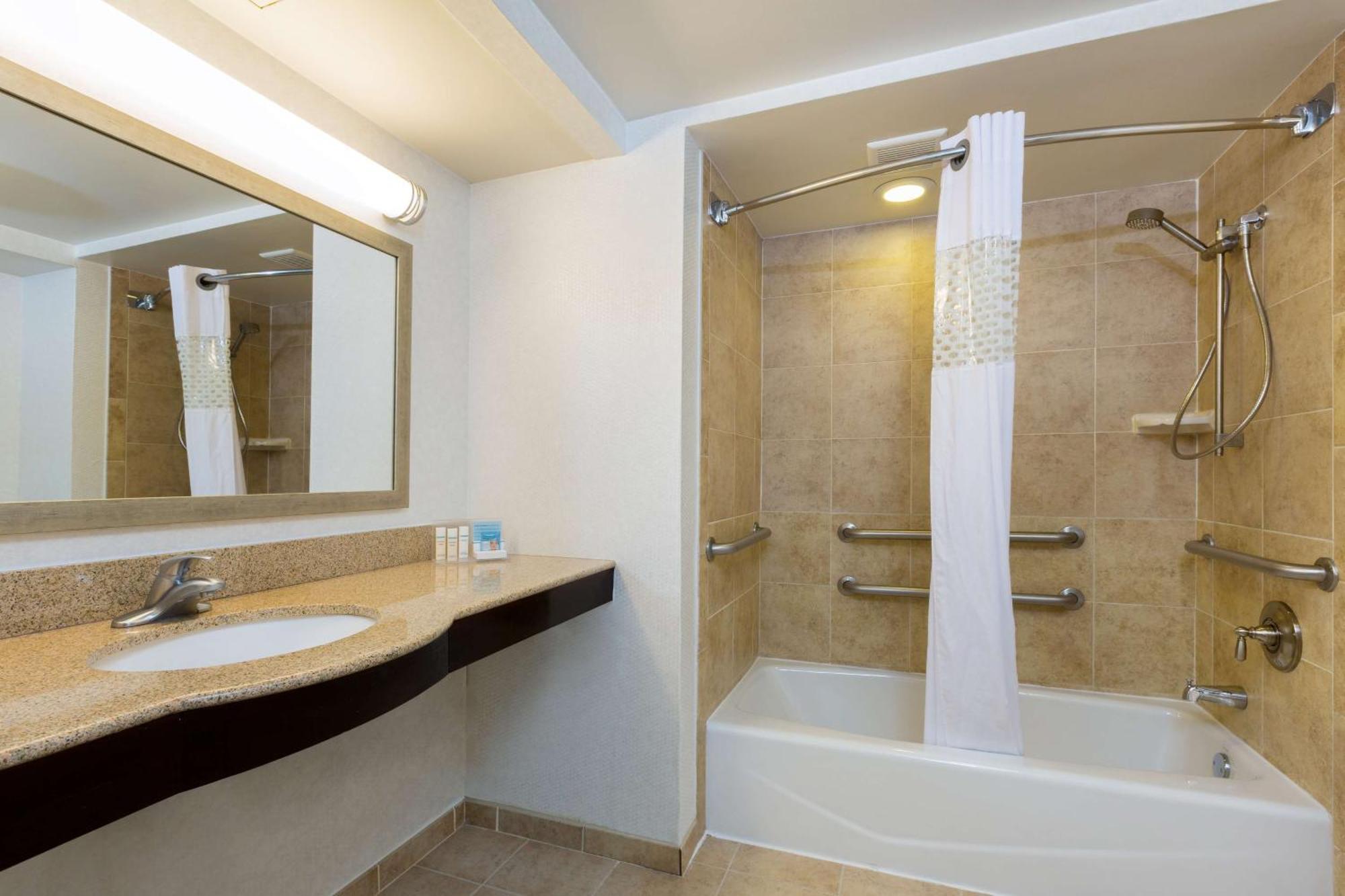 Hampton Inn Houston Near The Galleria Esterno foto